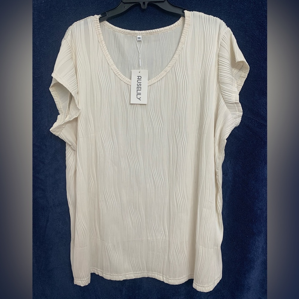 NWT Auselily Ivory Women's Blouse 2XL